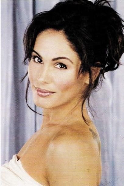 Julie St. Claire fotoğrafı