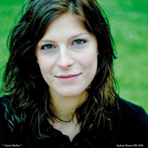 Alexia Barlier Fotoğrafı