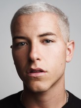 Taz Skylar fotoğrafı