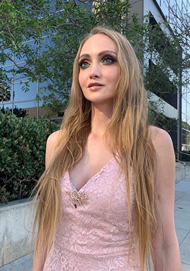 Nika Balina Fotoğrafı