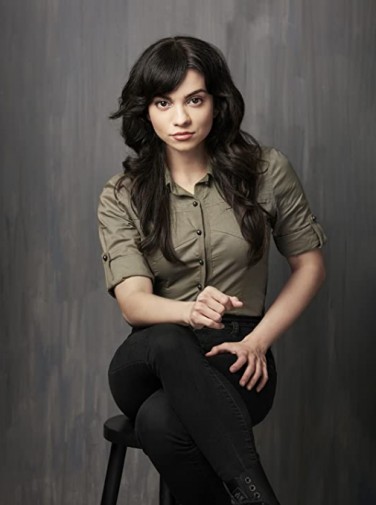 Lauren LaVera Fotoğrafı