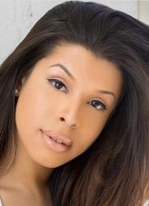 Hailie Sahar fotoğrafı