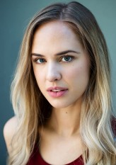 Kelly Bartram fotoğrafı