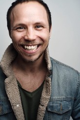 Raymond Bethley fotoğrafı