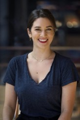 Madeline Sharafian fotoğrafı