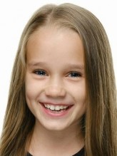 Alisha Weir fotoğrafı