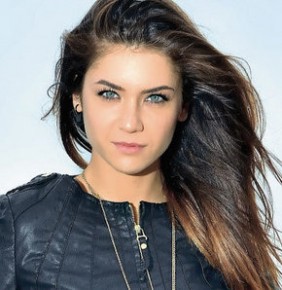 Fulya Zenginer Fotoğrafı