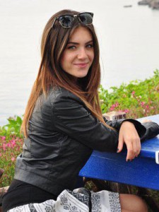 Fulya Zenginer Fotoğrafı