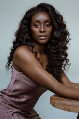 Courtnee Carter fotoğrafı