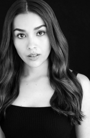 Lina Lecompte fotoğrafı