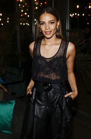 Leslie Grace fotoğrafı