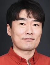 Yu Seong-Ju  fotoğrafı