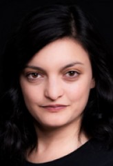 Deniz Özçelik fotoğrafı