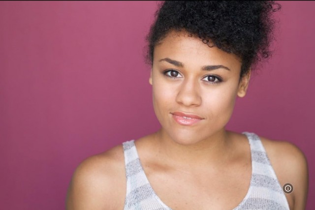 Ariana DeBose Fotoğrafı