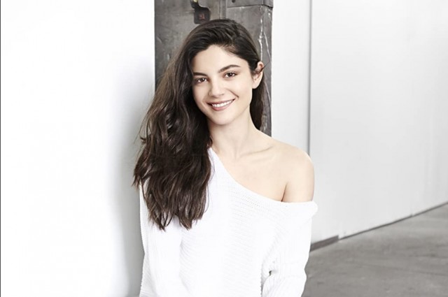 Monica Barbaro fotoğrafı