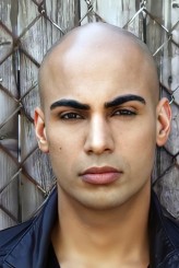 Bari Kang fotoğrafı