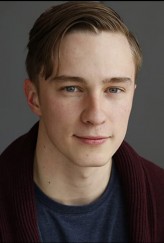 Drew Starkey fotoğrafı