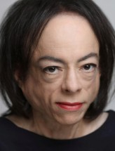 Liz Carr fotoğrafı