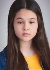 Maddie Roth fotoğrafı