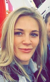 Joanna Bennett fotoğrafı