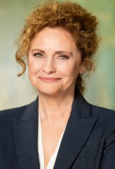 Sharon Sharth fotoğrafı