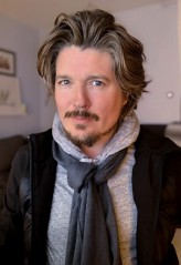 Douglas James Vail fotoğrafı