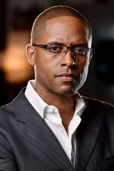 Leon M. Brown fotoğrafı