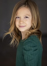 Ruby June Arnold fotoğrafı