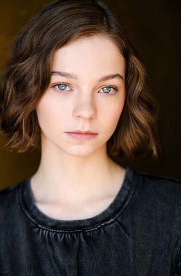 Emma Myers Fotoğrafı