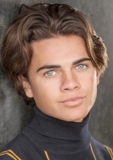 Oliver Watson fotoğrafı