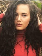 Kyana Fanene fotoğrafı