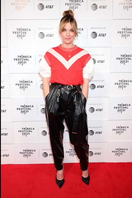 Annie Murphy Fotoğrafı