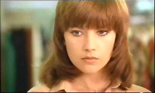 Nicole Calfan fotoğrafı