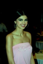 Nihan Akkuş fotoğrafı