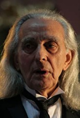 Nicholas Amer fotoğrafı