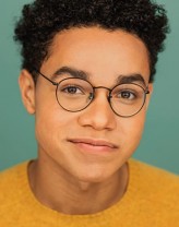 Miles Gutierrez-Riley fotoğrafı