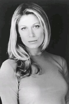 Sonya Walger Fotoğrafı