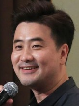 Sung-Yoon Kim fotoğrafı