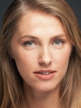 Enise Kurbaş fotoğrafı