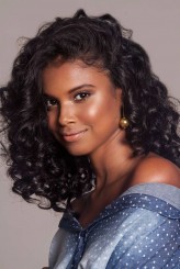 Aline Dias fotoğrafı