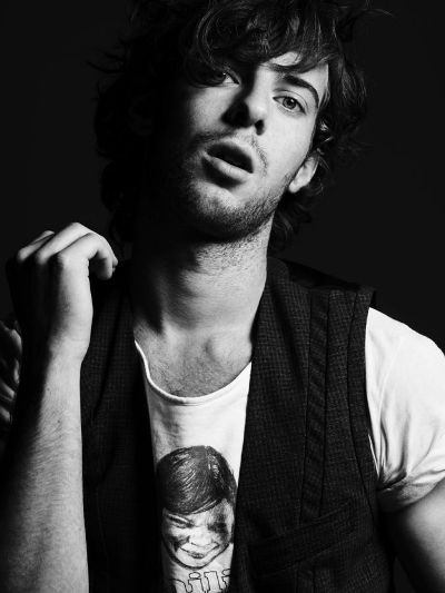 Luke Treadaway Fotoğrafı