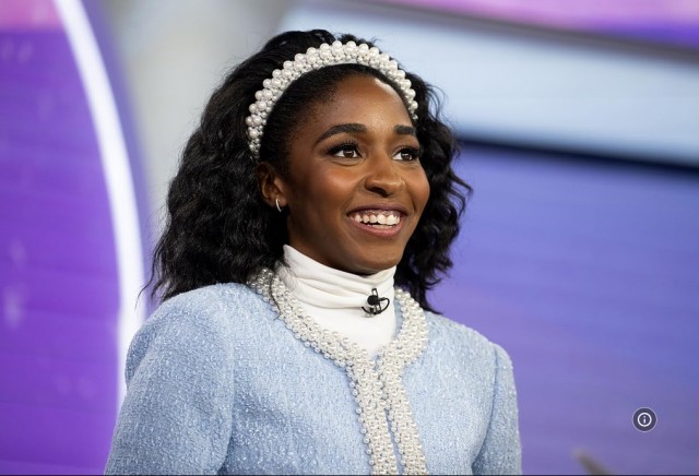 Ayo Edebiri Fotoğrafı