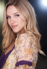 Elizabeth Posey fotoğrafı