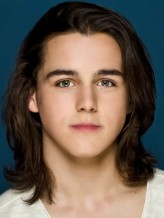 Charlie Gillespie fotoğrafı