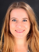 Ayça Çeçen fotoğrafı