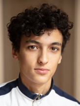 Adam Amara fotoğrafı