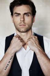 Colt Prattes fotoğrafı