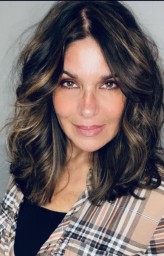 Linda Flores fotoğrafı