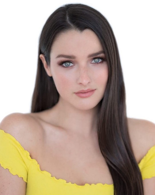 Annie Clark Fotoğrafı