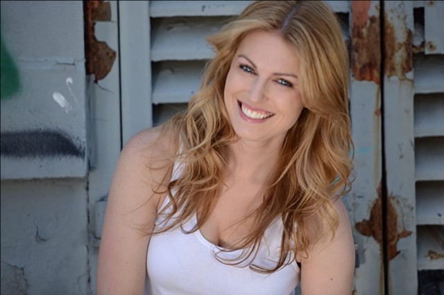 Sarah Pribis Fotoğrafı